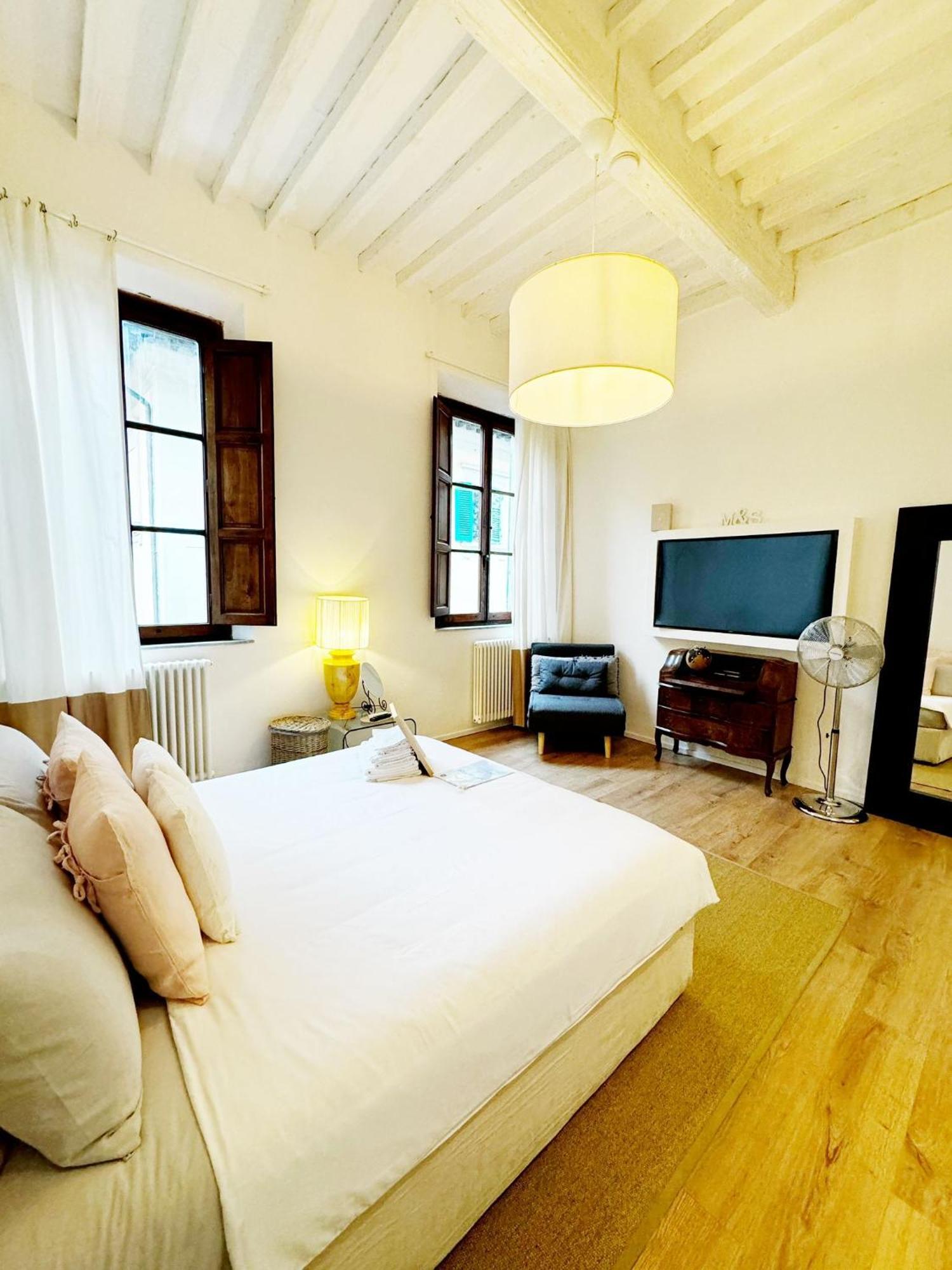 Boutique Room - Centro Storico 20 Min Da Firenze Empoli Esterno foto